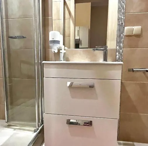 Double Center كراكوفيا